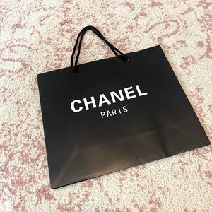 Chanel shopping bag